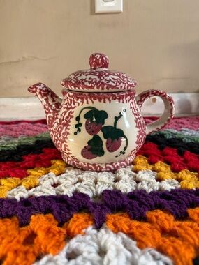 Vintage Hand-Painted Strawberry Ceramic Teapot - Red and Cream